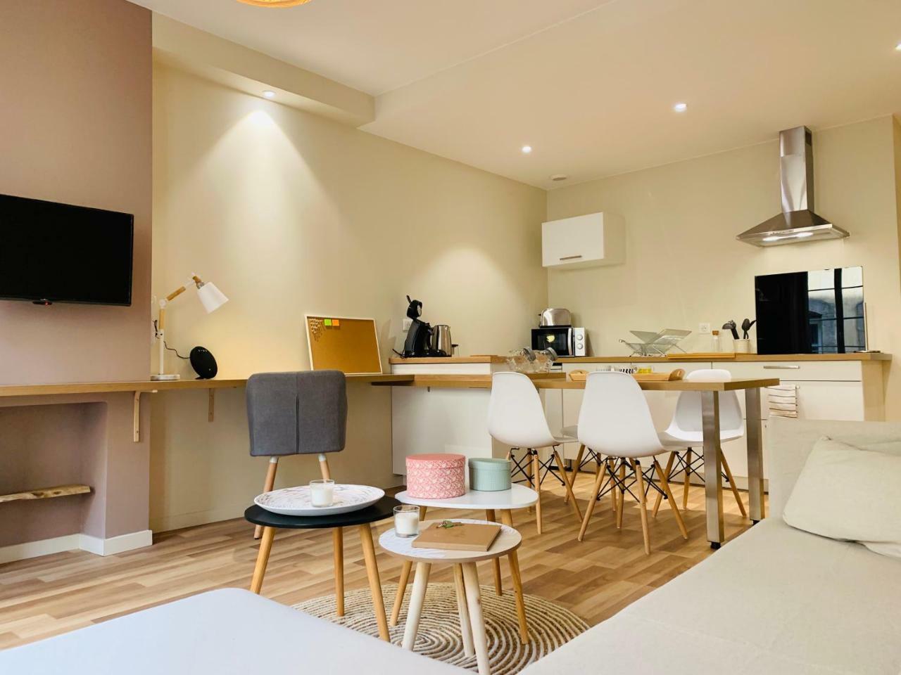 Esprit Cosy Sur Plateau Central Clermont-Ferrand Buitenkant foto