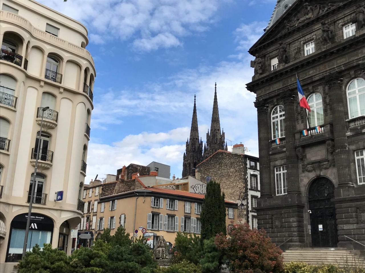 Esprit Cosy Sur Plateau Central Clermont-Ferrand Buitenkant foto