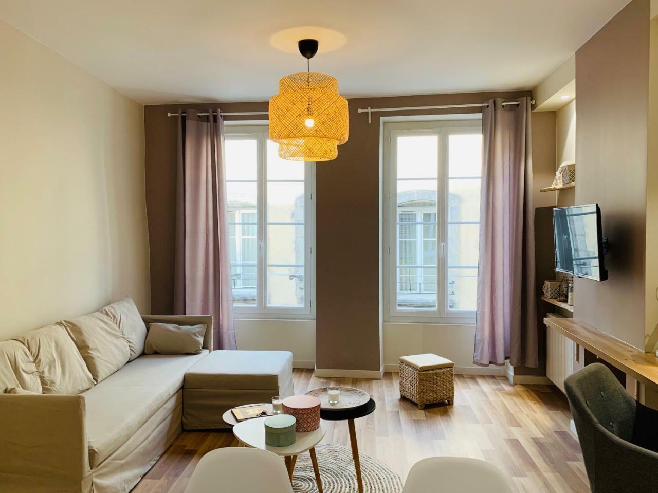 Esprit Cosy Sur Plateau Central Clermont-Ferrand Buitenkant foto