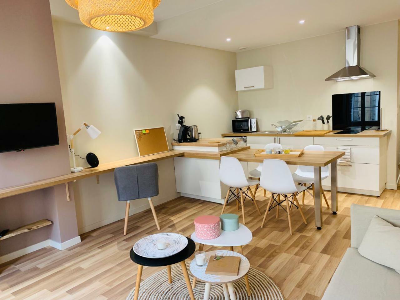 Esprit Cosy Sur Plateau Central Clermont-Ferrand Buitenkant foto