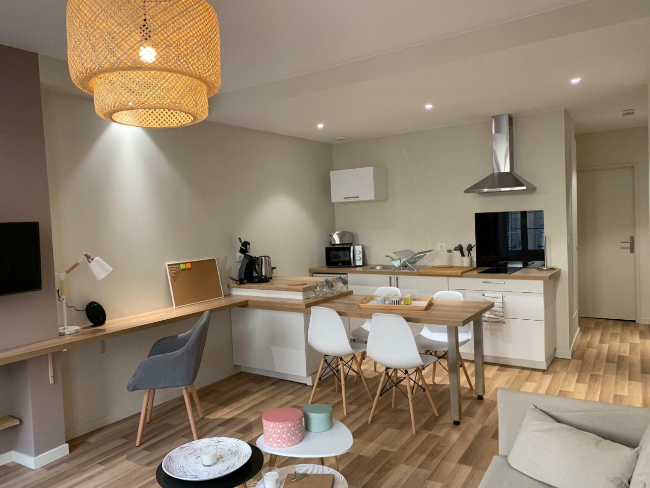 Esprit Cosy Sur Plateau Central Clermont-Ferrand Buitenkant foto